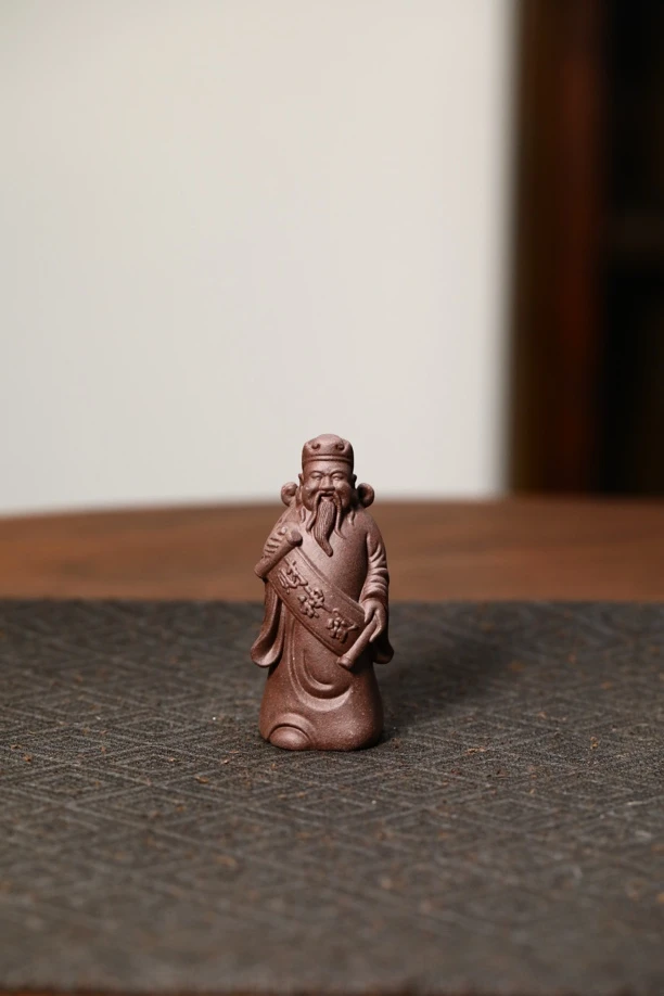 青手制砂茶宠摆件财神爷