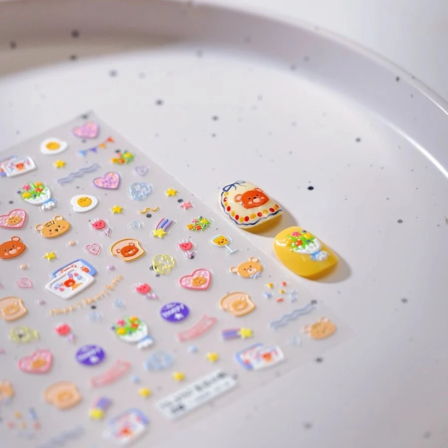 网红爆款小熊生日美甲贴纸浮雕立体可爱多巴胺线条DIY直接装饰贴