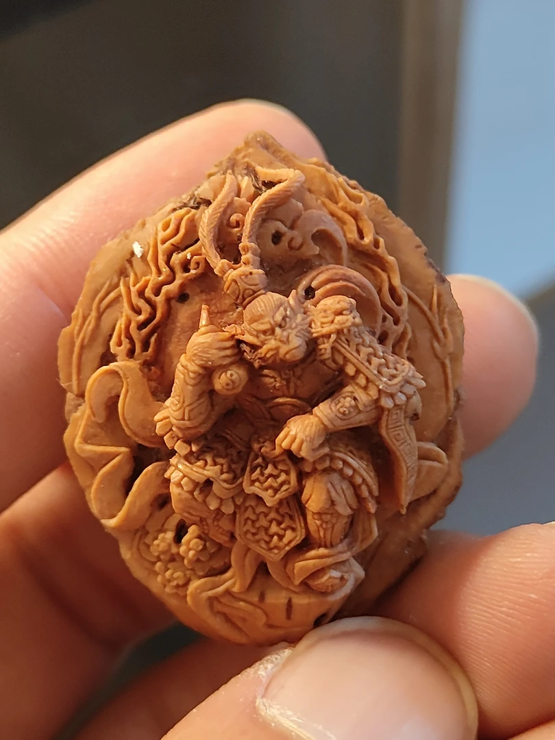 游走的刀锋我是灵龙