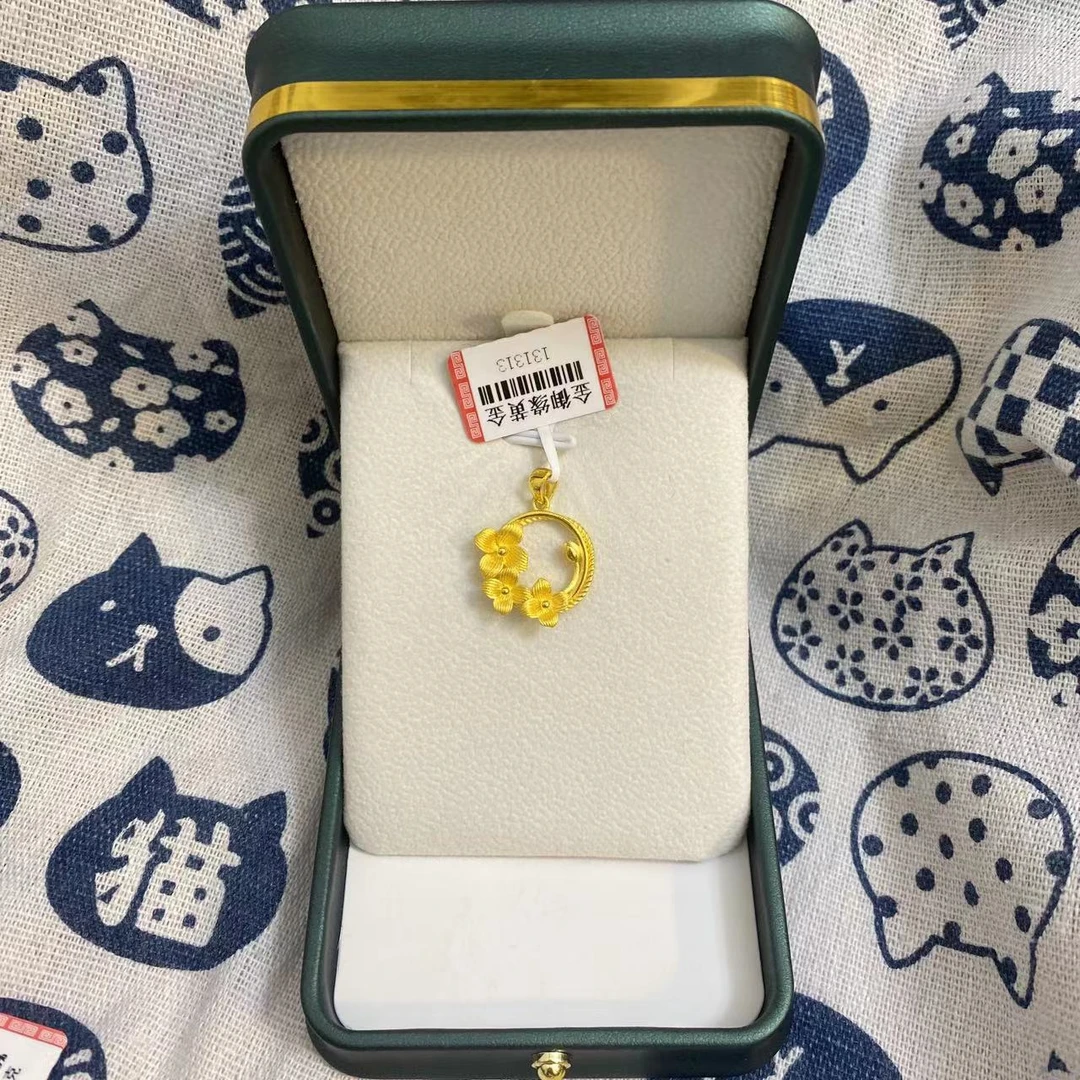 金御缘0工费足金999.9花环吊坠