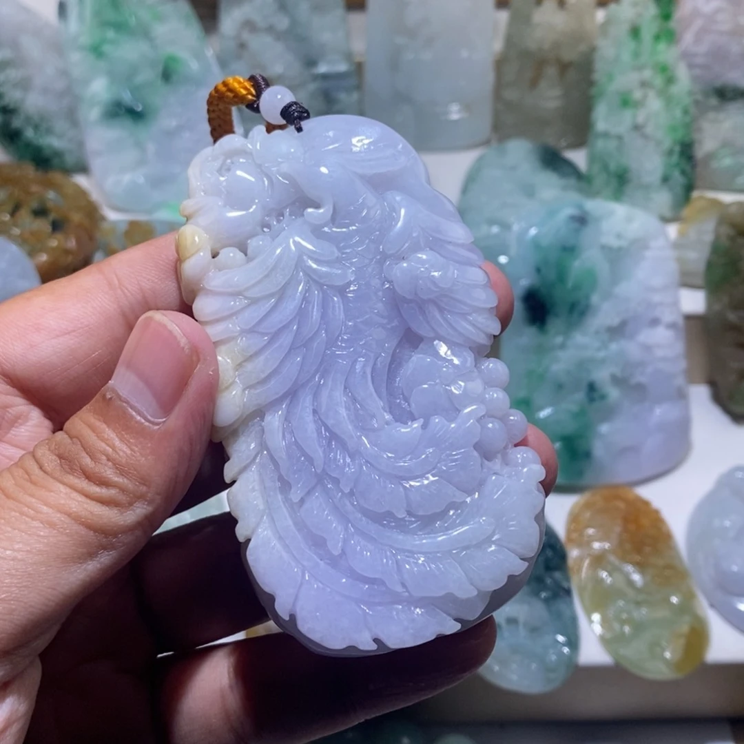 翡翠颈饰未镶嵌凤凰