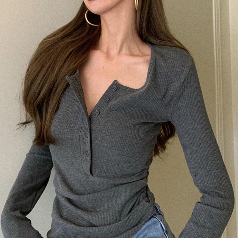 欧货打底衫女秋冬内搭2025新款洋气纽扣小心机设计感上衣长袖t恤