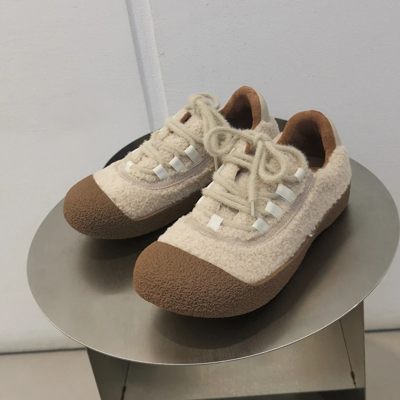 2024年秋新款SGIRL TWTW真皮平底防滑透气丑萌勃肯鞋时尚休闲鞋女