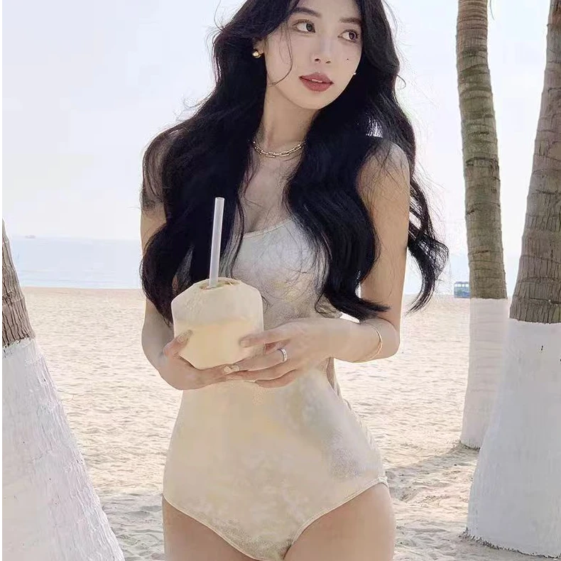 网红烫金连体吊带修身显瘦保守美背速干连体泳衣