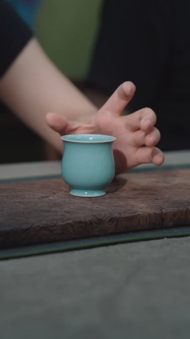 【闪购商品】海英老师-卷足佛肚杯-明洋