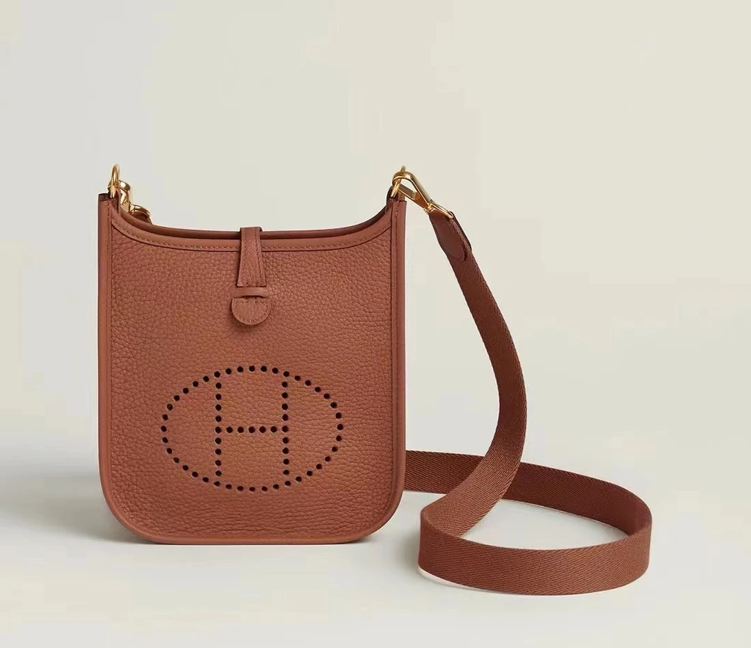 未使用 Hermes/爱马仕 南瓜色 mini伊芙琳B刻 金扣单肩斜挎包