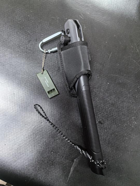 多功能战术折叠锹