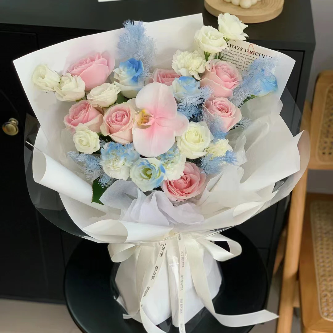 【花遇和风】7朵粉玫瑰混搭康乃馨白桔梗蓬莱松蝴蝶兰母亲节花束鲜花小时达同城送花上门
