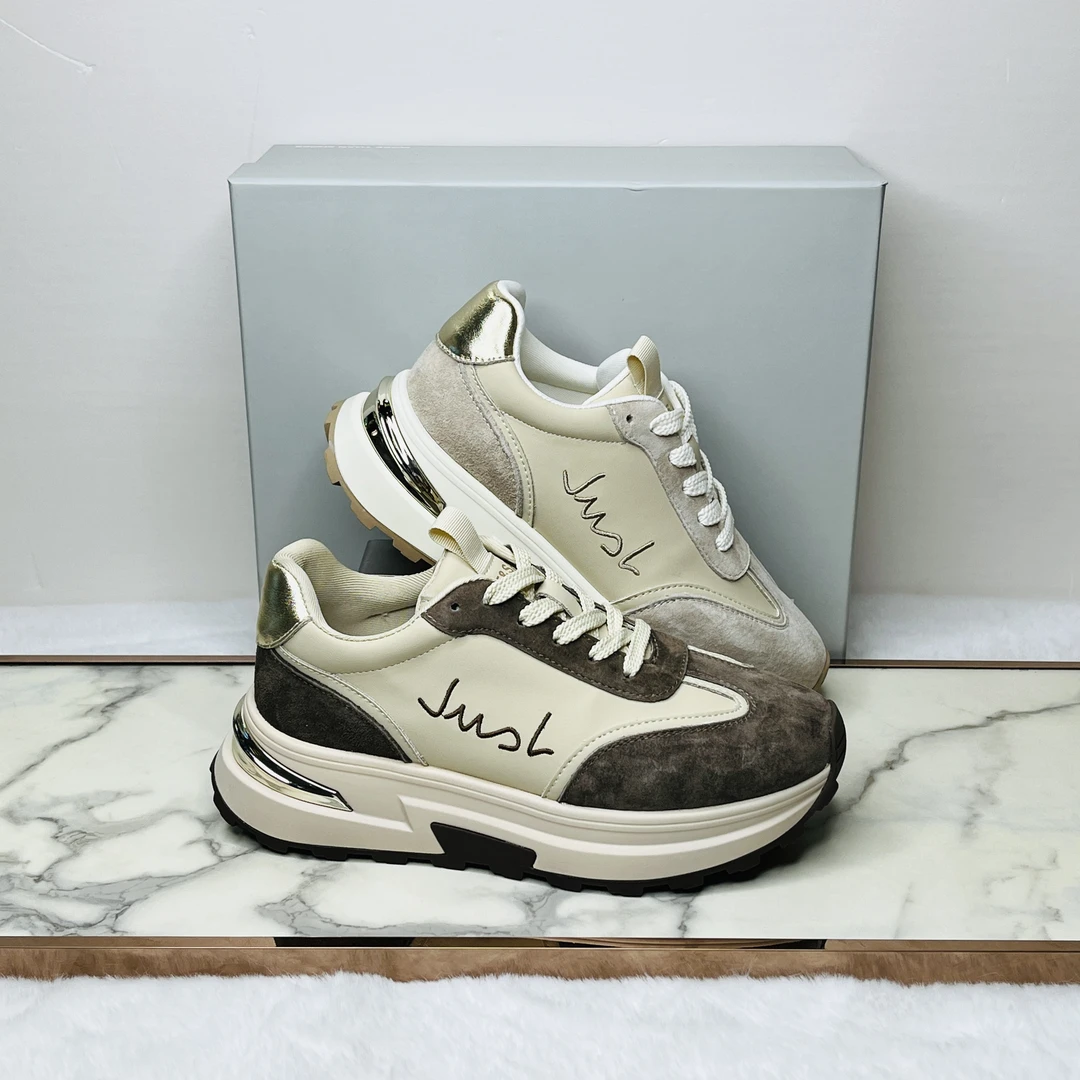 星期六女鞋阿甘鞋女款2024新款秋季复古厚底鞋子女增高休闲运动鞋