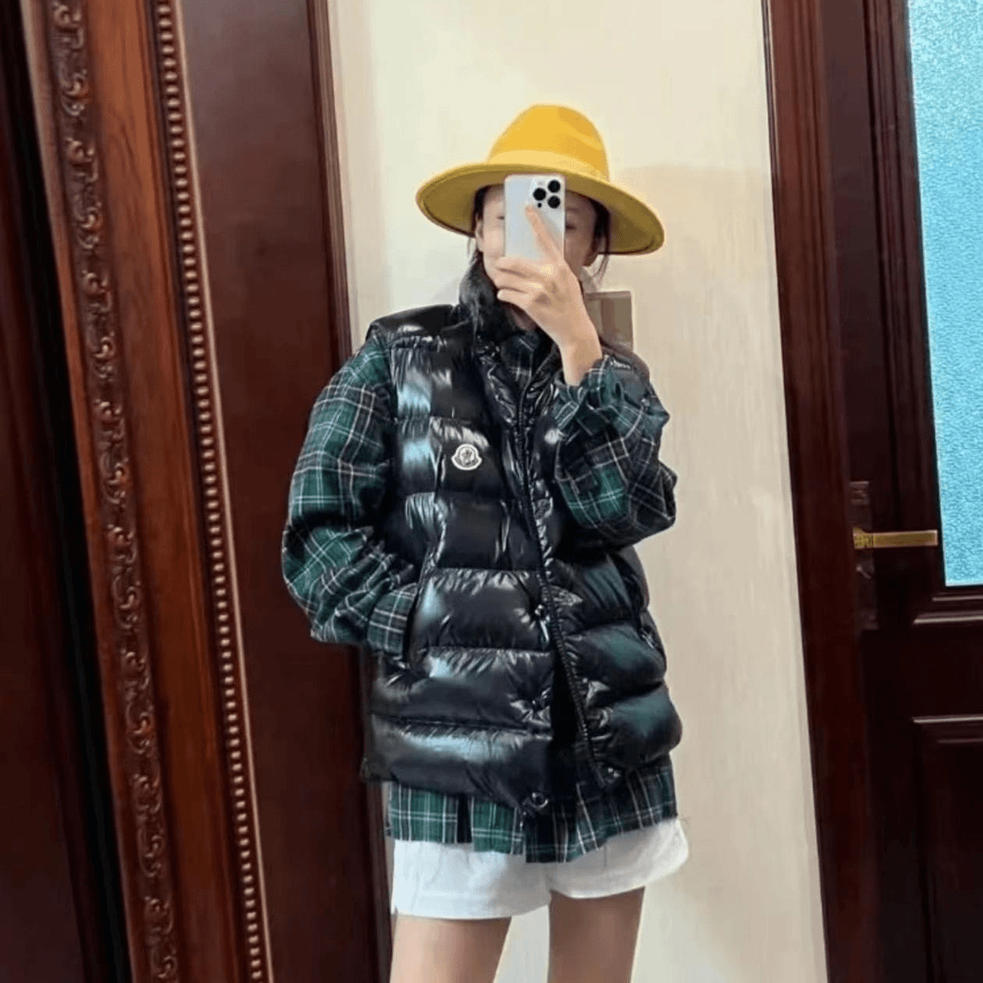 全新未使用 MONCLER MONCLER 黑色Tibb立领羽绒马甲