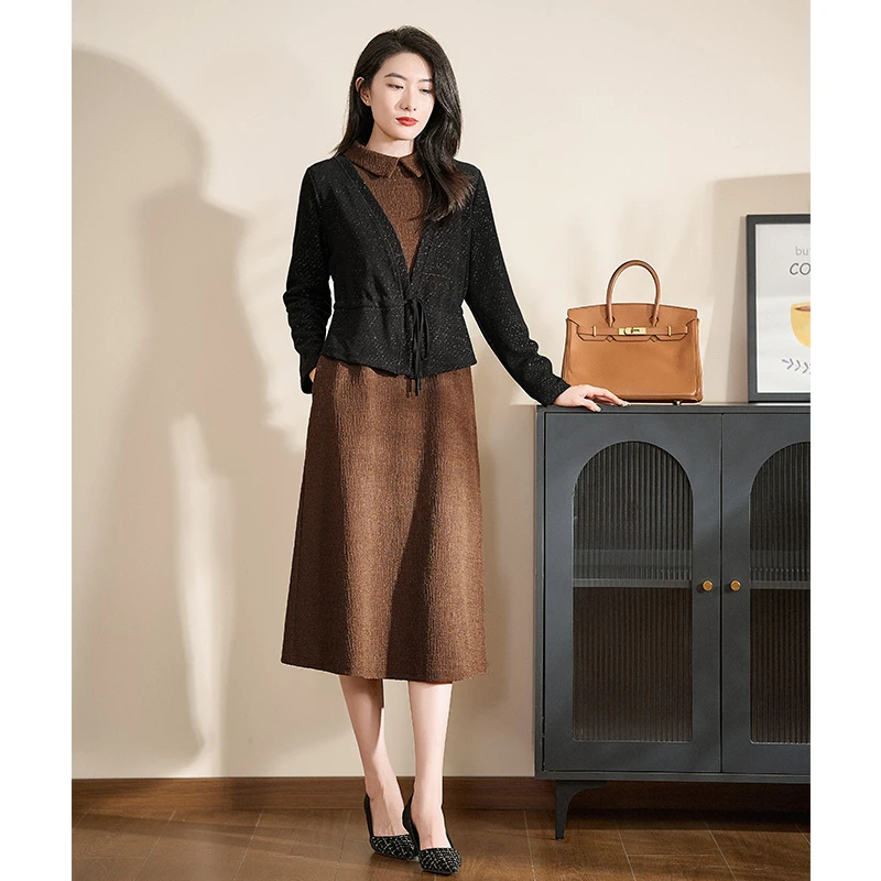 迪欧芙2024秋冬新款高级时尚咖啡色款长袖女套装连衣裙#QTZ17203