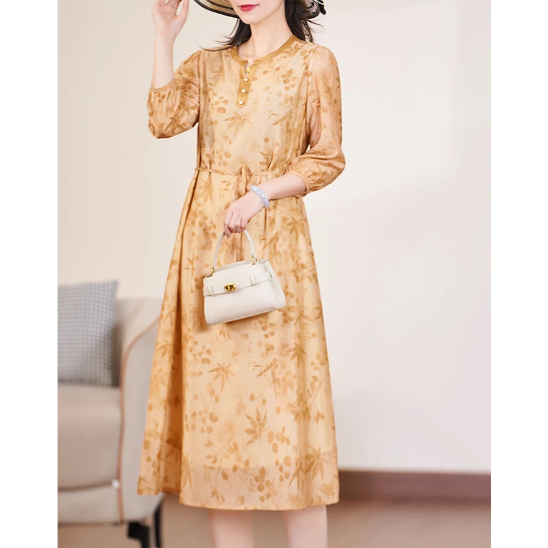 迪欧芙2024春季新款百搭遮肚子精致长袖气质复古连衣裙#CLQ16407