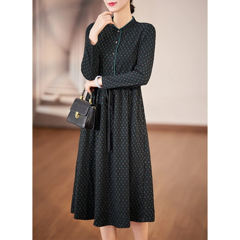 迪欧芙2024秋季新款立领简约时尚气质显瘦长袖连衣裙女#QLQ15428