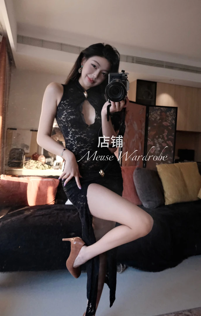 《血色玛莉》圣诞款新中式性感镂空黑色蕾丝连衣裙修身显瘦设计女