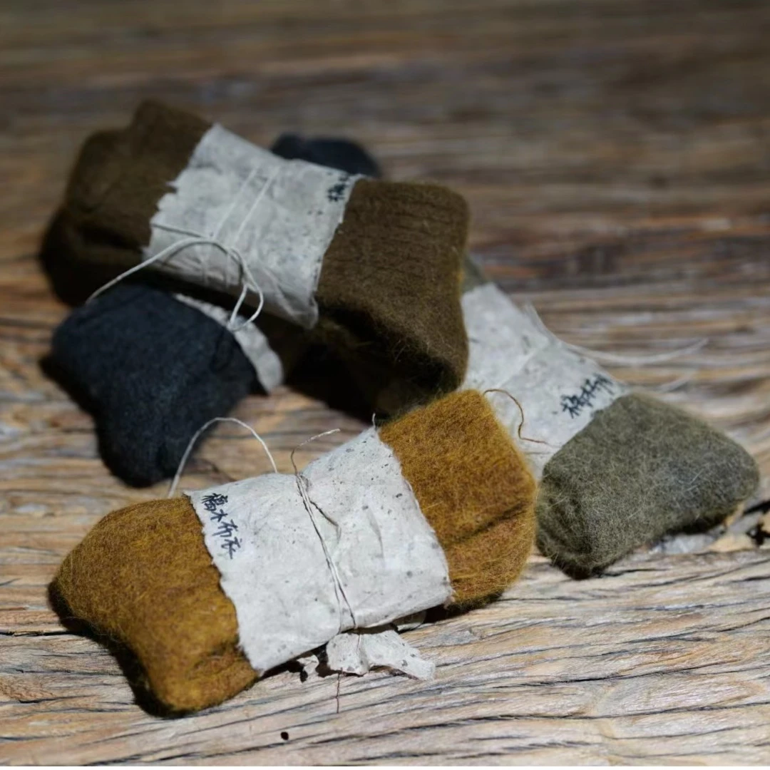 西子分享0352 樆木布衣 羊毛混纺 皂树皮泡染【中筒袜】