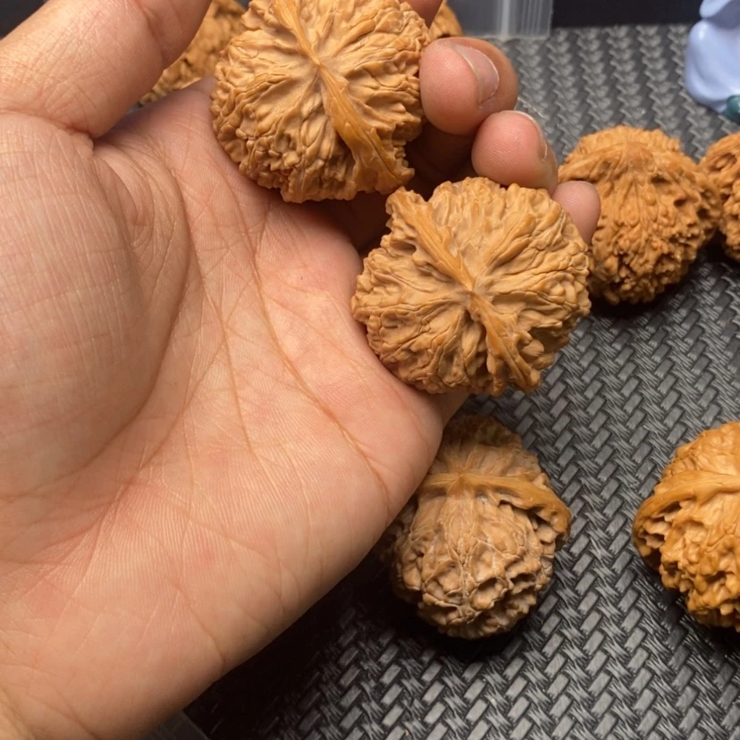 【闪购商品】文玩核桃吊坠华****来