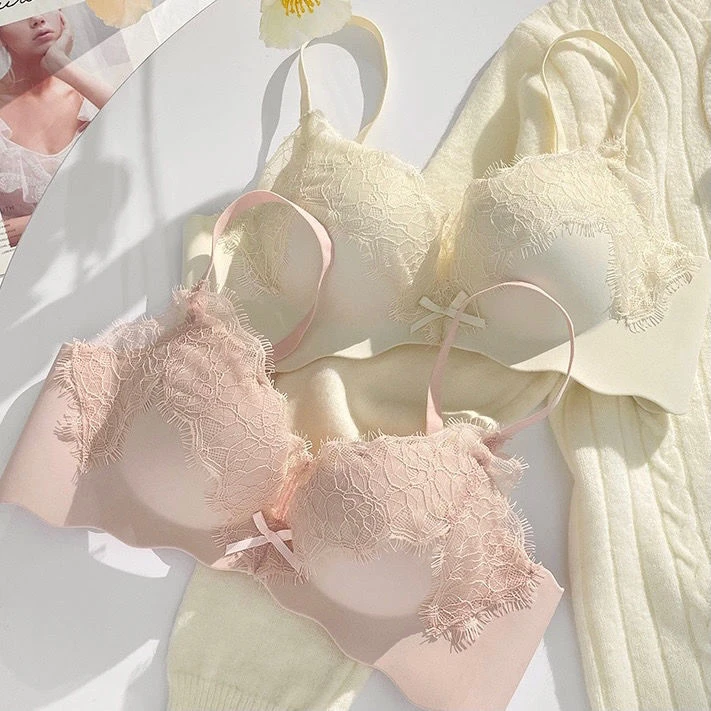 蕾丝无痕少女内衣小胸聚拢无钢圈收副乳调整型防下垂文胸罩套装