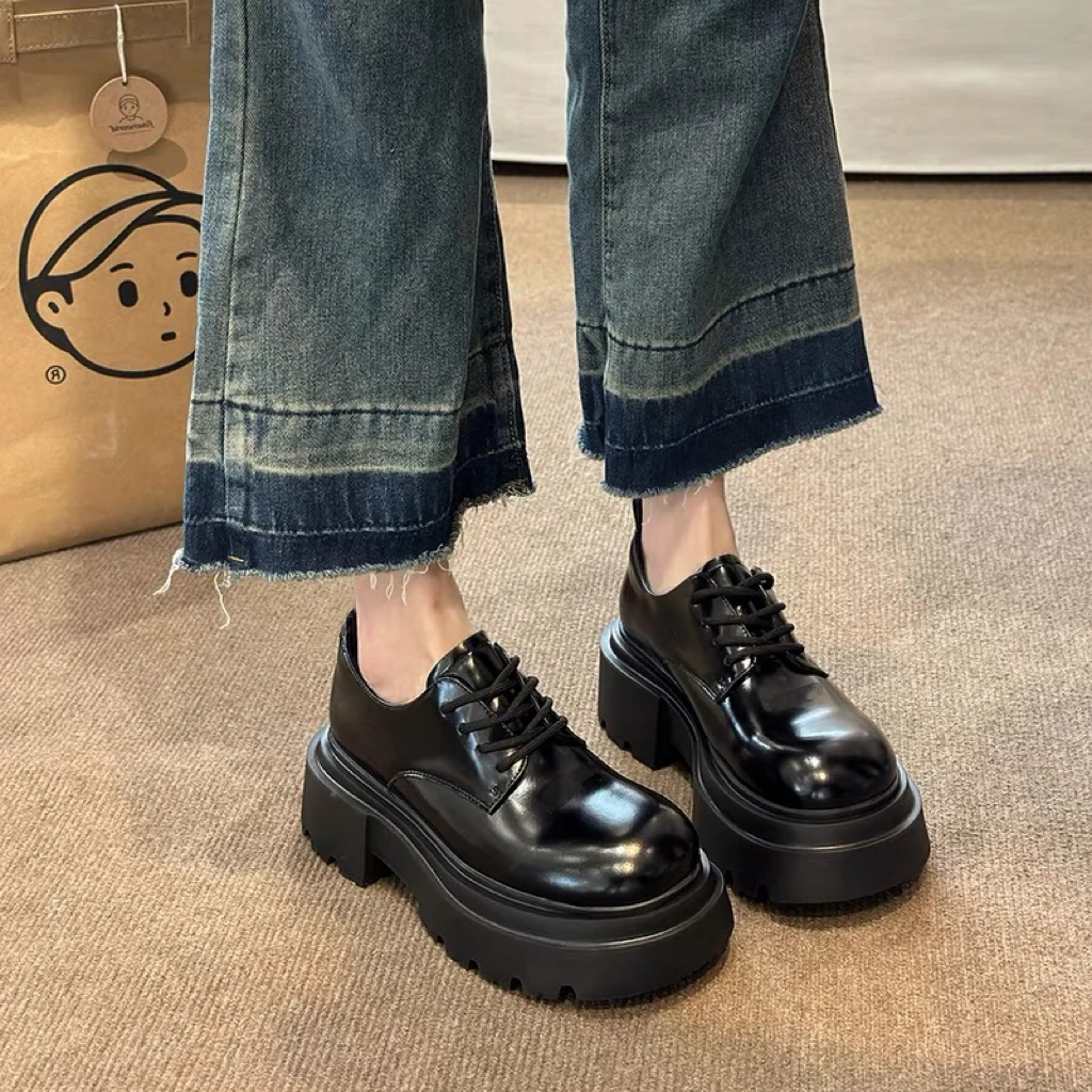 TF666-1英伦风小皮鞋女2024新款秋冬松糕厚底女鞋粗跟黑色乐福鞋