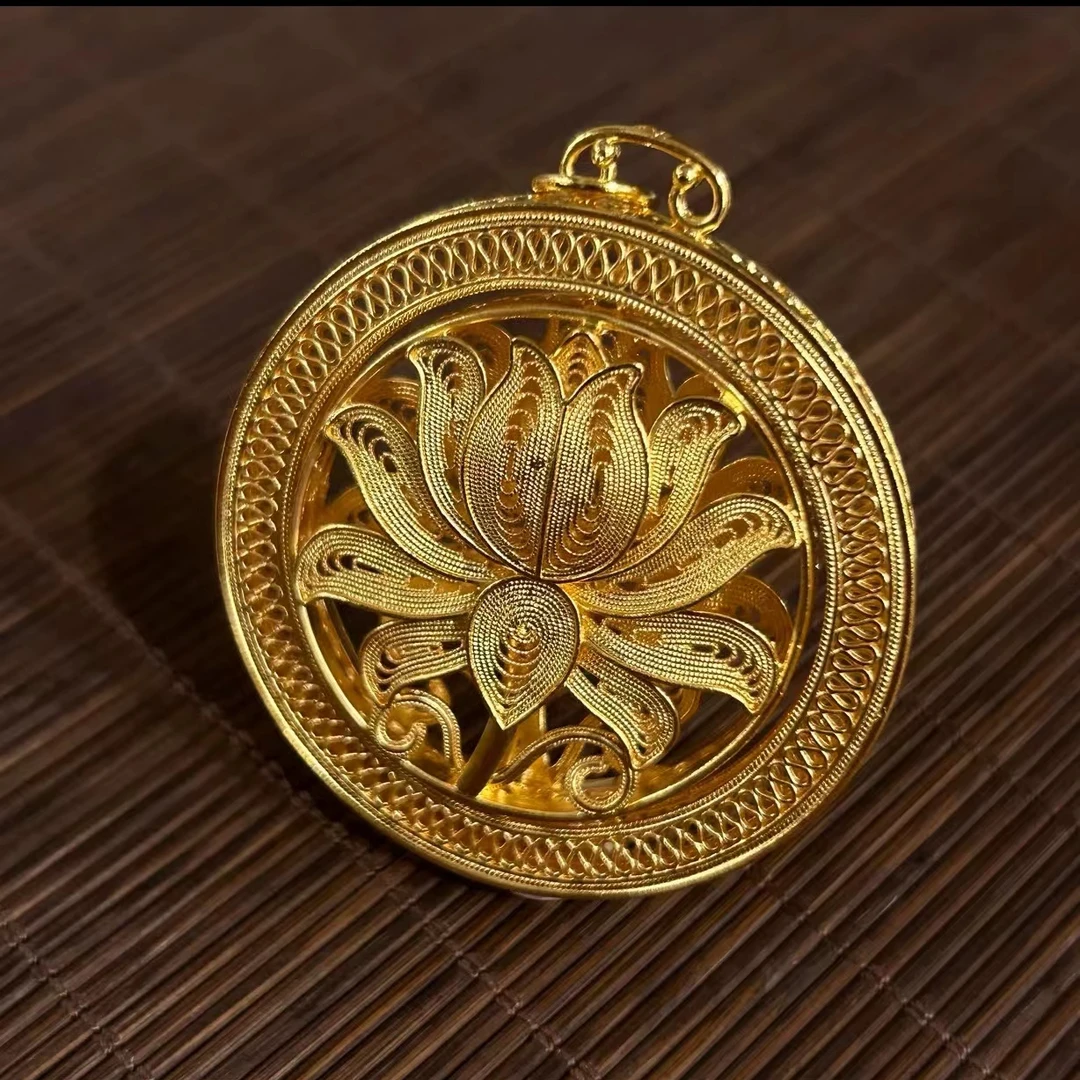 吊坠足银 富婆奢享会，经典金苞银古法，转运大莲花单吊坠，高贵奢华