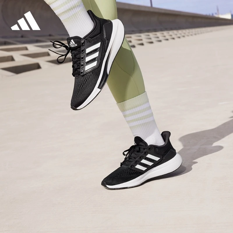 阿迪达斯官方女款随心畅跑舒适网面跑步鞋adidas EQ21 RUN GY2207