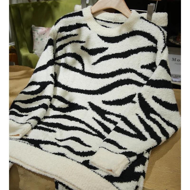 莫里伊【白底简约虎纹】小众时尚设计休闲可外穿保暖睡衣家居服