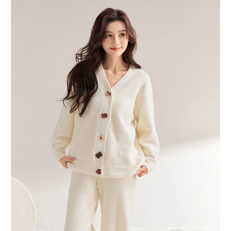 莫里伊【白色甜品扣】小众时尚设计休闲舒适可外穿保暖睡衣家居服