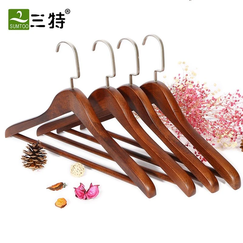 三特衣架实木西服家用宽肩无痕皮草貂皮大衣架子防滑衣服撑子榉木