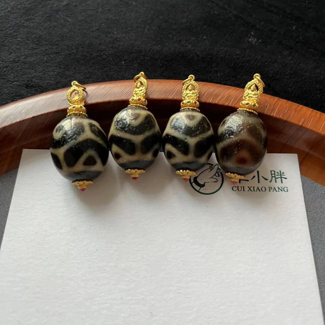 翠小胖  925银镶六眼虎牙吊坠多样性发1