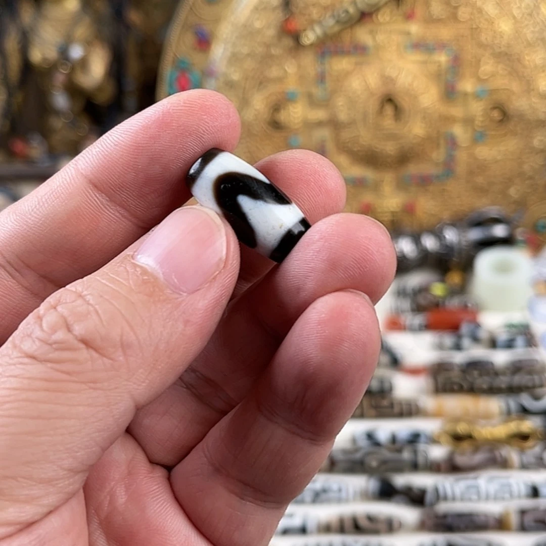 【闪购商品】石英质玉颈饰合金阿****哒