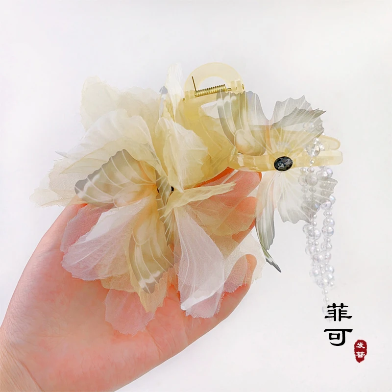 菲可家B04【浅黄蝴蝶流苏】布艺花朵抓夹清新甜美网红度假风发饰