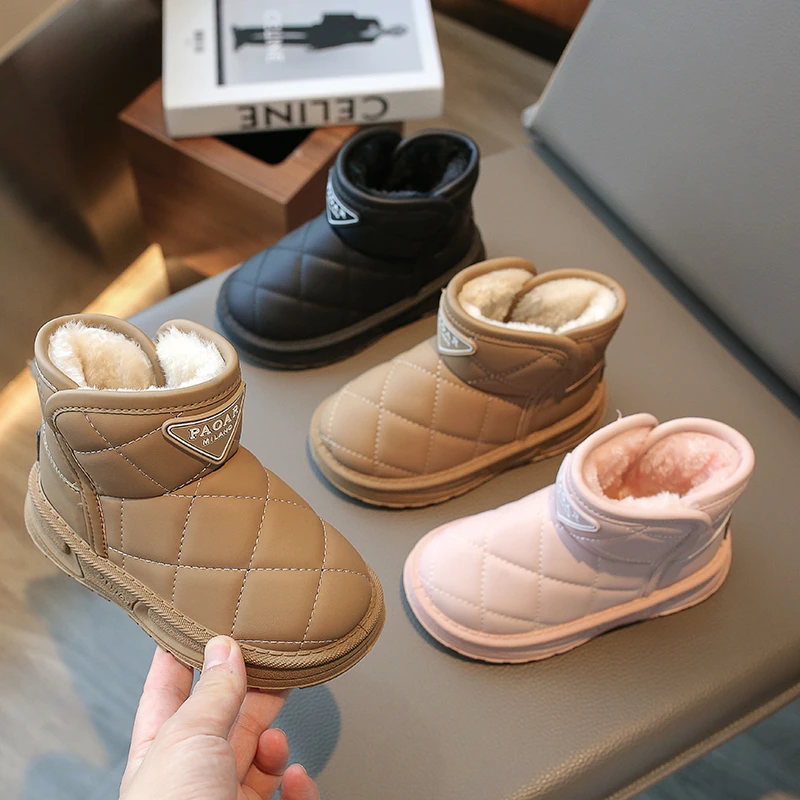 儿童雪地靴2023冬季款男童面包鞋女童保暖棉靴中大童雪地靴-W208