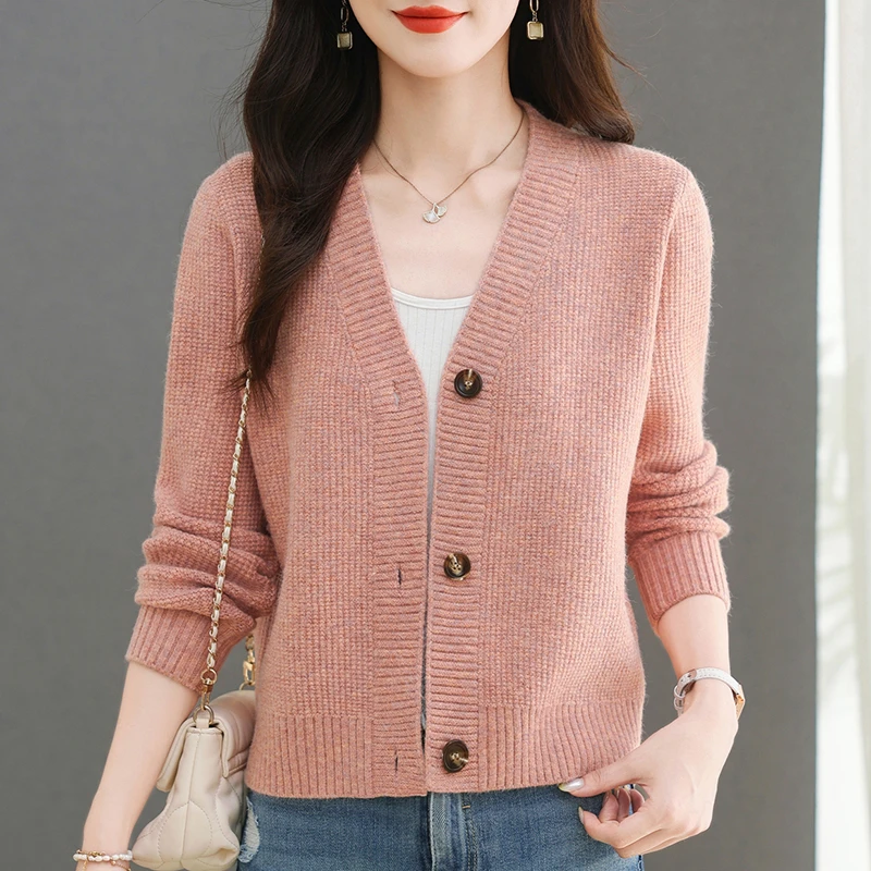 洋气V领女式针织开衫春秋时尚百搭纽扣短款外搭宽松显瘦休闲小衫