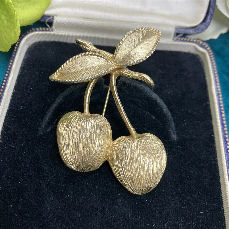 合金胸针 sarahcov金色樱桃胸针1-16【20241016-037】