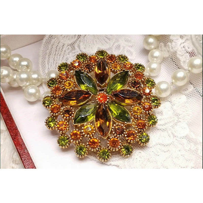 金绿团花胸针【20220221QT2-048】