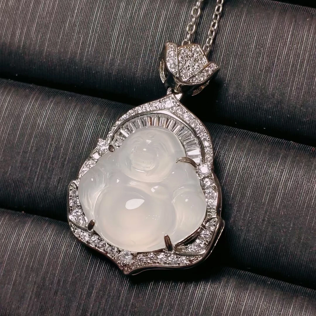 正品天然玉髓白冰色豪镶佛公吊坠