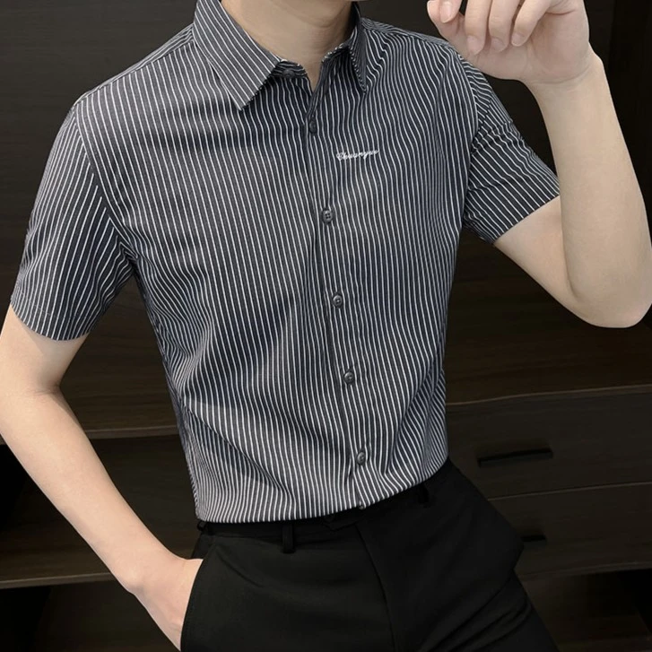 条纹短袖衬衫男款爆款2025新款轻奢商务休闲男装刺绣男士痞帅衬衣