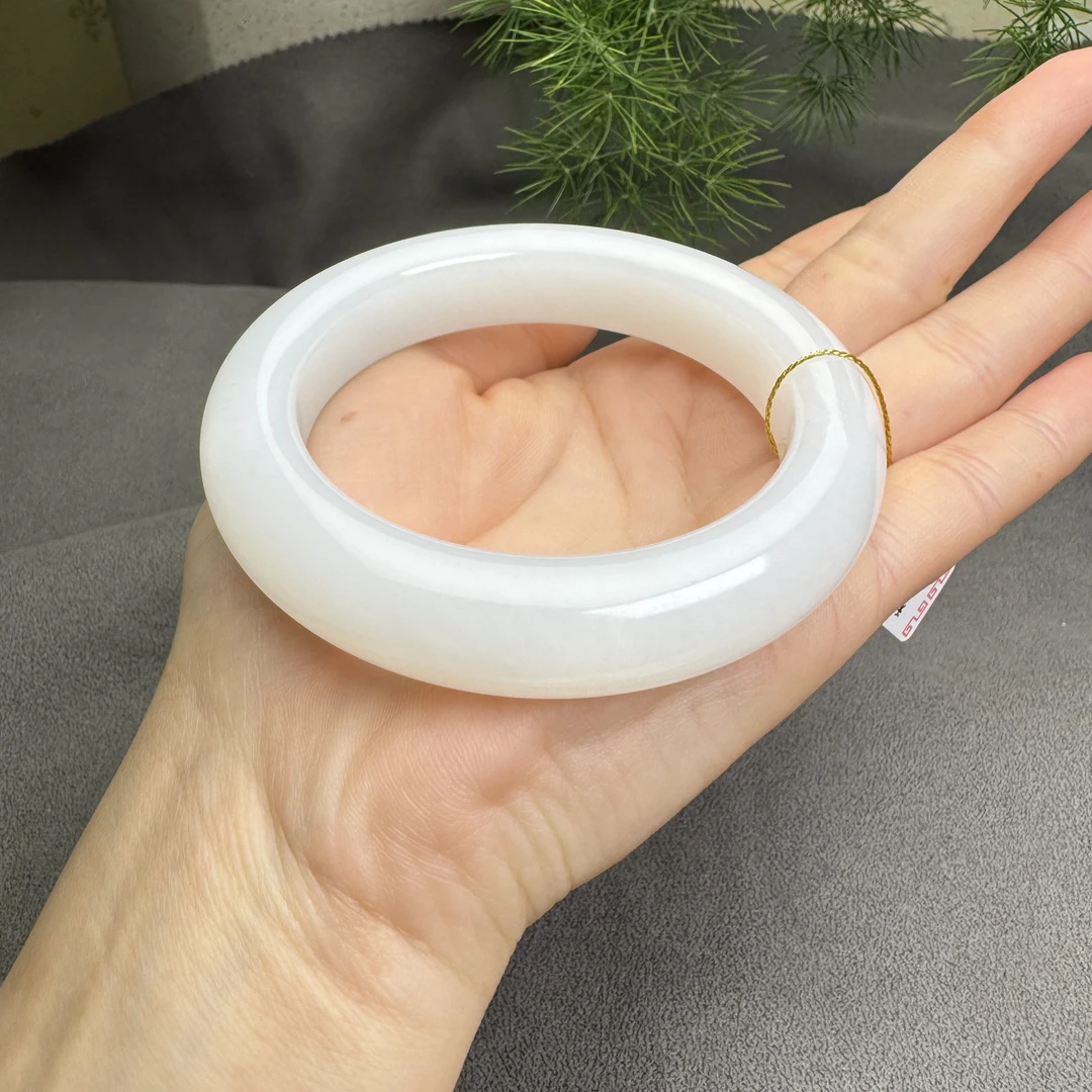 新疆和田玉白玉手镯珠宝玉镯女士女款白手镯