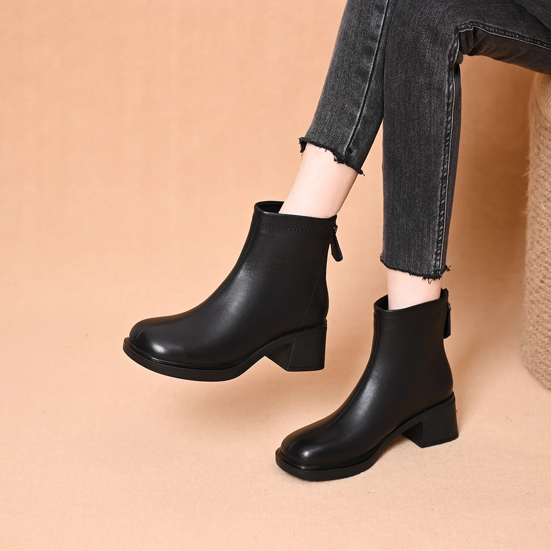 春秋短靴女单靴2025年新款冬季加绒马丁靴粗跟英伦风显瘦瘦靴