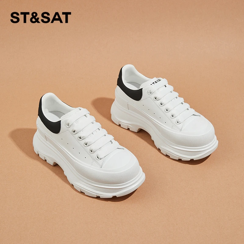 星期六港风真皮松糕小白鞋女2025年冬季新款小个子厚底增高运动鞋