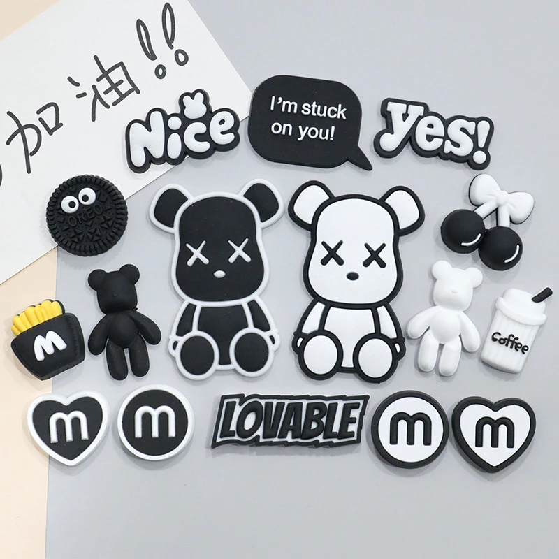 坐暴力熊公仔创意diy手机壳水杯贴卡包洞洞拖鞋收纳冰箱贴装饰