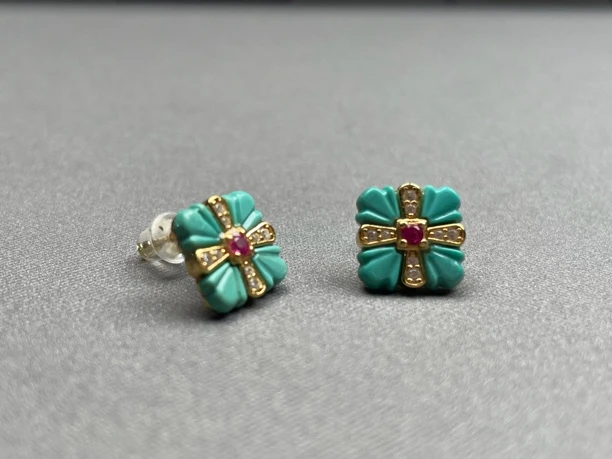 原矿绿松石潮款耳钉