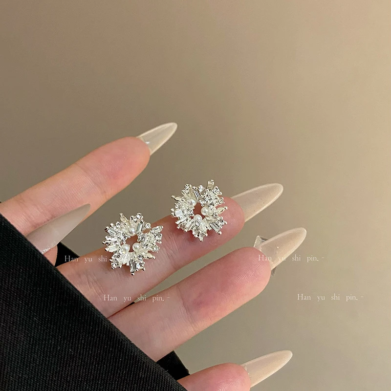 铜合金耳饰  精致银色烟花几何珠珠耳钉女小众高级感耳环永夜星河