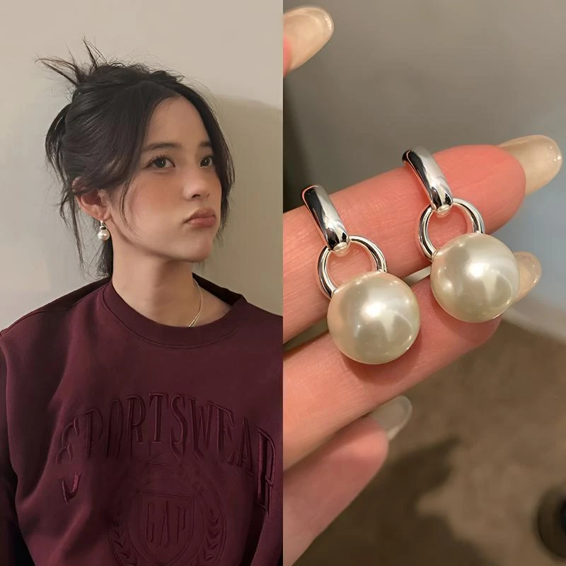 铜合金耳饰  欧阳娜娜同款珠珠耳环女早秋高级感轻奢小众气质耳钉