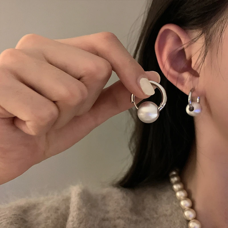 铜合金耳饰 高级感拉丝圆球耳扣女小众设计感冷淡风百搭耳环耳饰