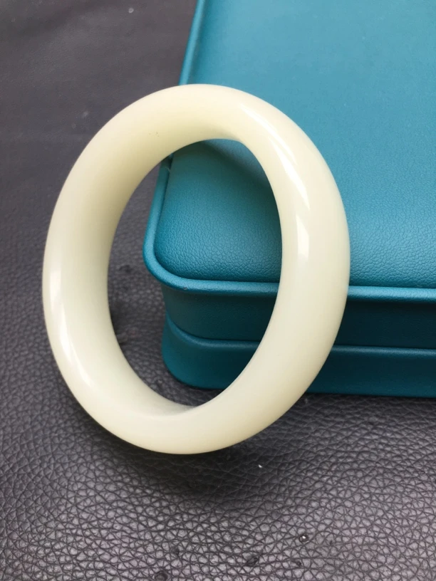 【镇店收藏 正品保障】710精品白色手镯