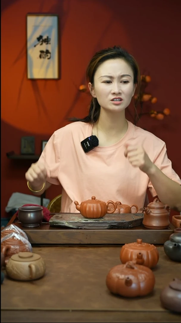 【闪购商品】紫砂茶壶赵庄朱泥小莲子145cc左右