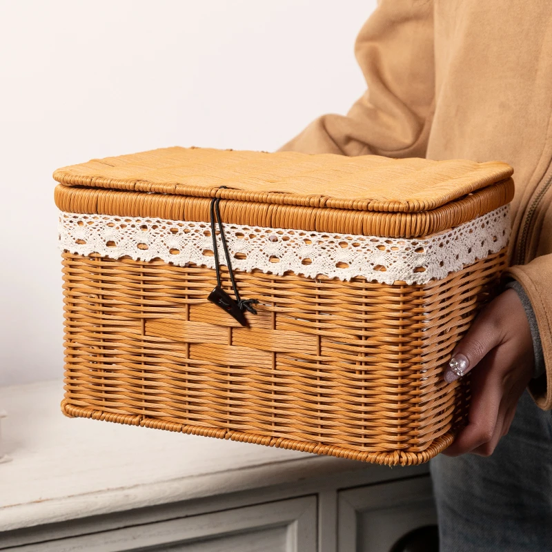 方形翻盖蕾丝花边收纳篮首饰护肤品储物整理筐家用藤编篮子编织筐