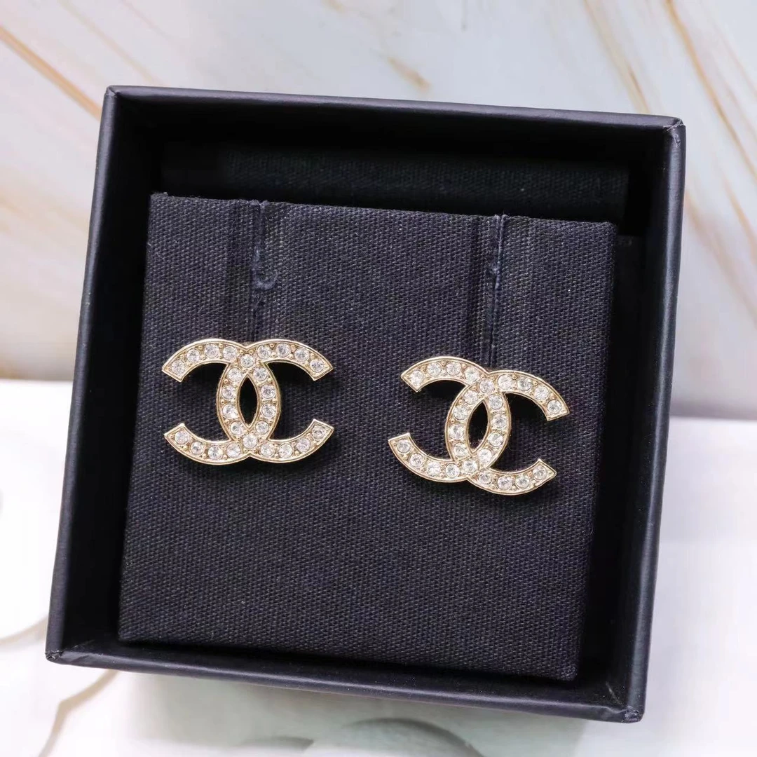 未使用 Chanel/香奈儿 23k金色满钻双C中号耳钉 耳环 05474