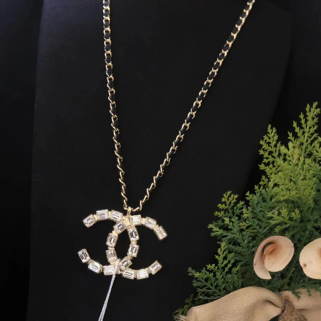 全新未使用 Chanel/香奈儿 23k金色满钻双C皮穿项链毛衣链 05596