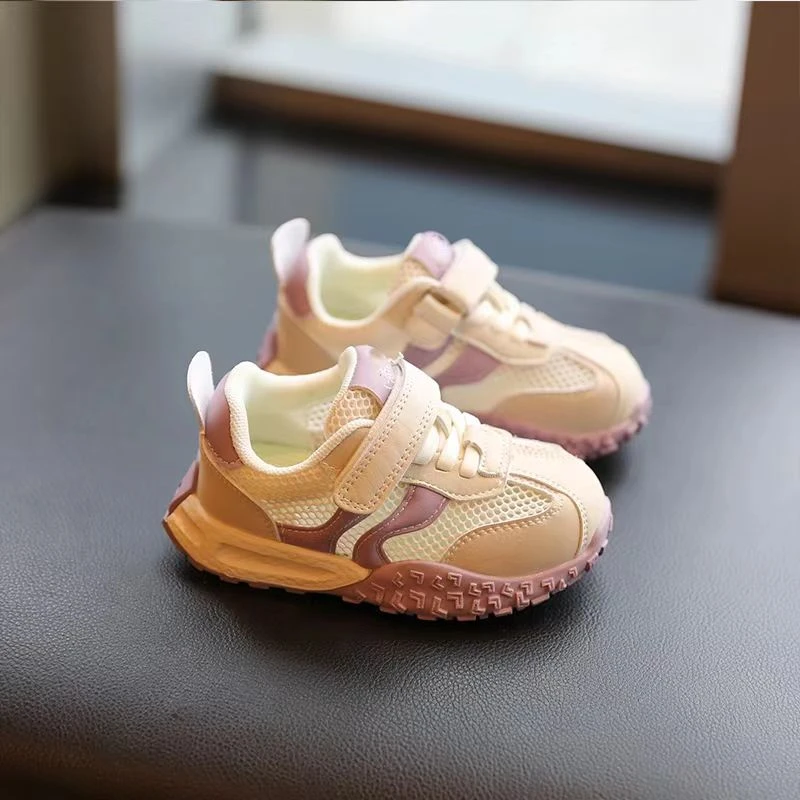 儿童鞋子夏季新款镂空童鞋女童运动鞋透气软底透气防滑中小童面网